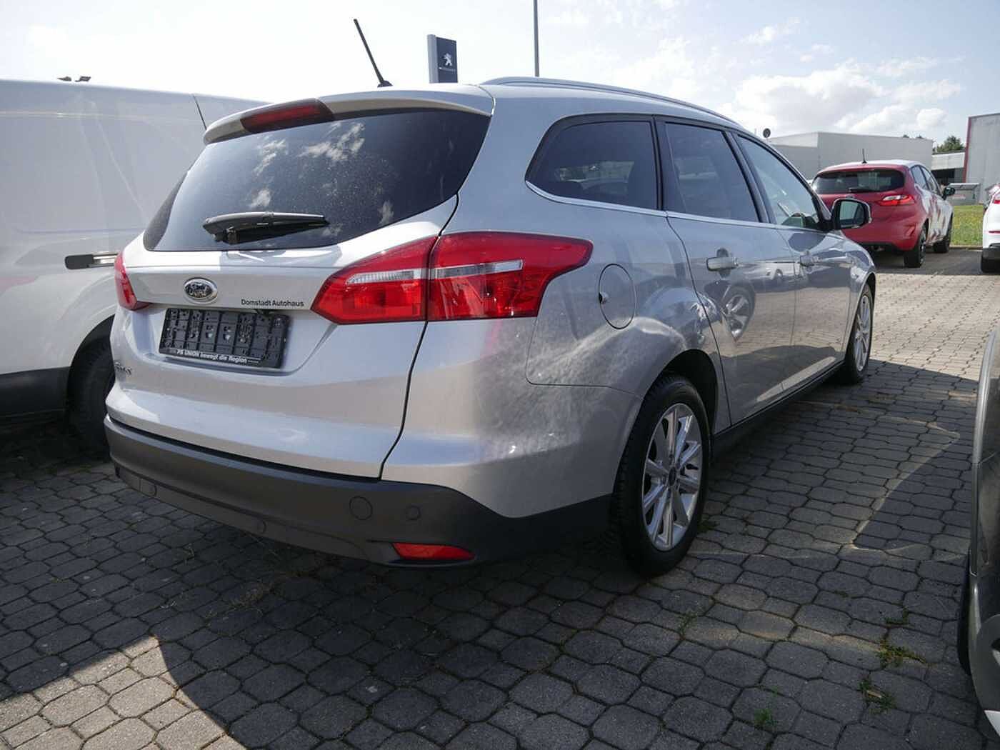 Ford  Turnier 1.5l TDCi Titanium KAMERA NAVI