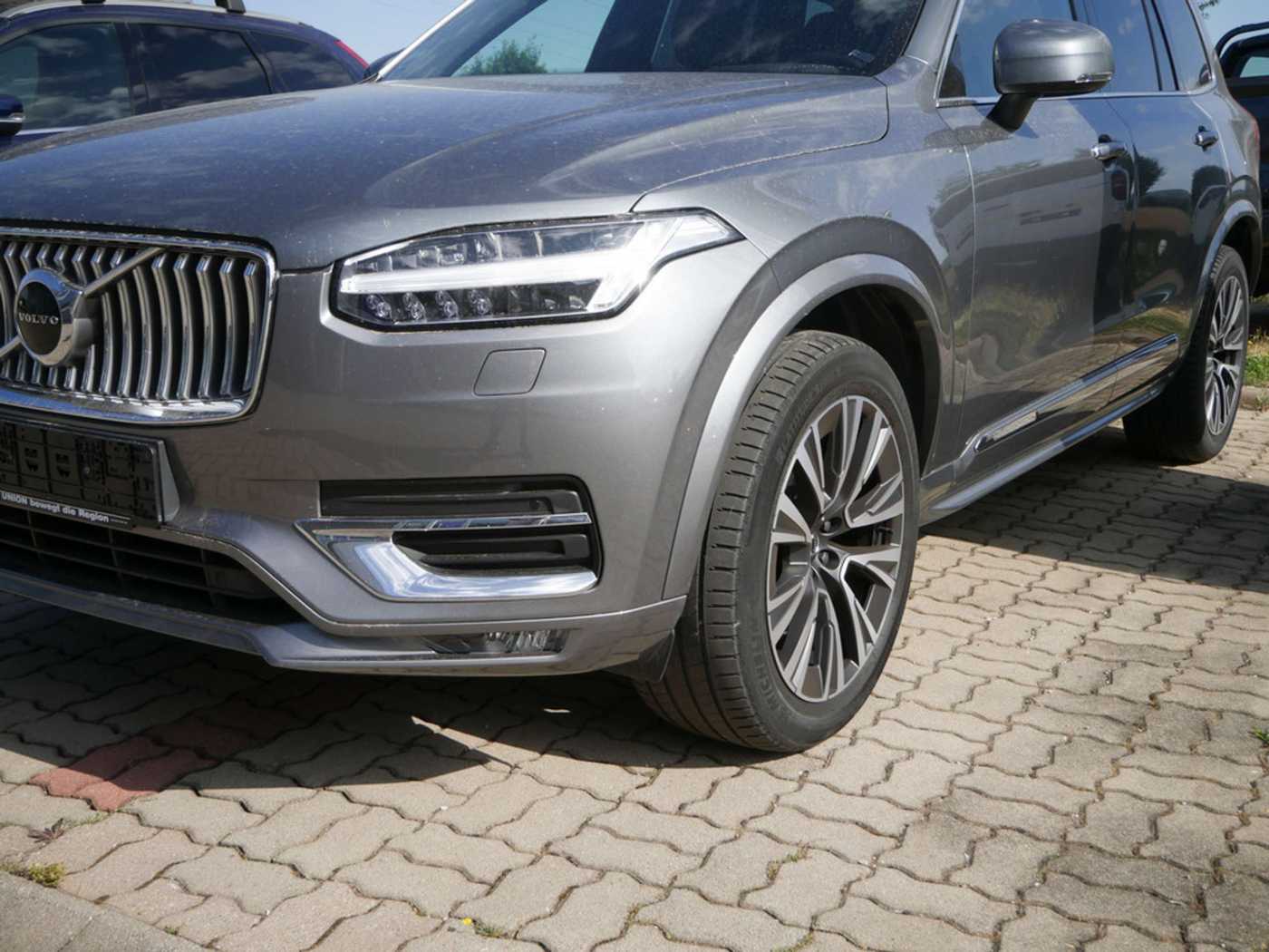 Volvo  2.0 Inscription AWD AHK ACC STANDHZ LED