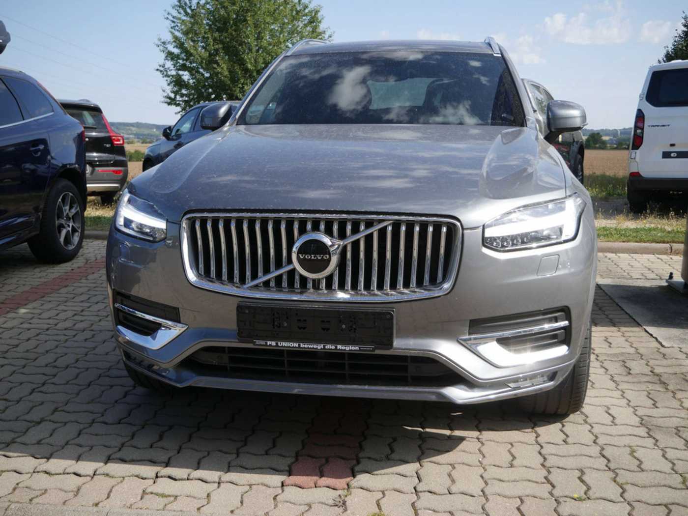 Volvo  2.0 Inscription AWD AHK ACC STANDHZ LED