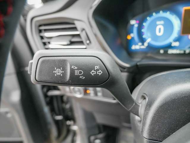 Ford  2.5 Plug-In Hybrid ST-Line HUD LED PANO